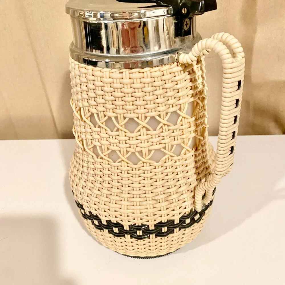 Vintage AB Termoverken Rattan Thermos Pitcher Sweden Cream & Black‎ MCM